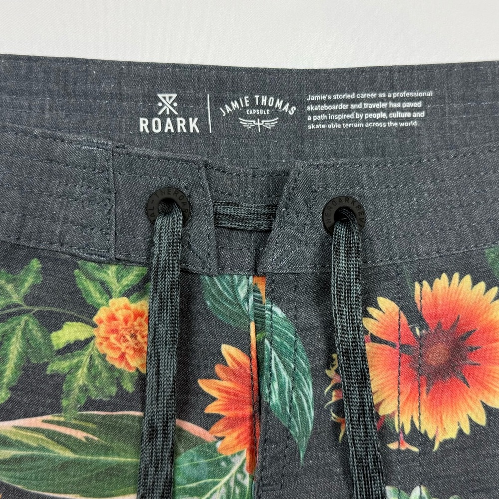 Roark Jamie Thomas Mens Chiller Board Shorts Sz 30 Floral AOP Snakes Scorpion A8 - Picture 5 of 9